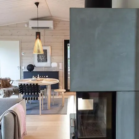 Villa Hirsihuvila Letto, Pihasauna & Ulkoporeamme Kalajoki