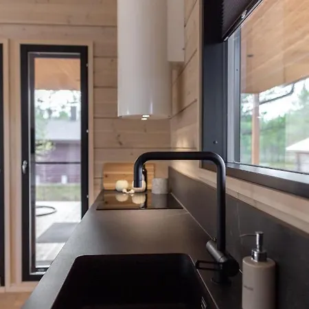 Hirsihuvila Letto, Pihasauna & Ulkoporeamme Villa *