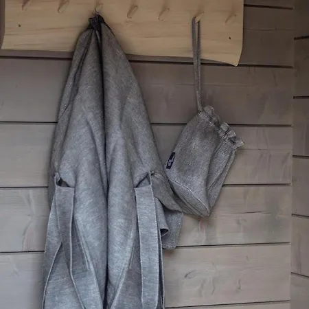 Willa Hirsihuvila Letto, Pihasauna & Ulkoporeamme