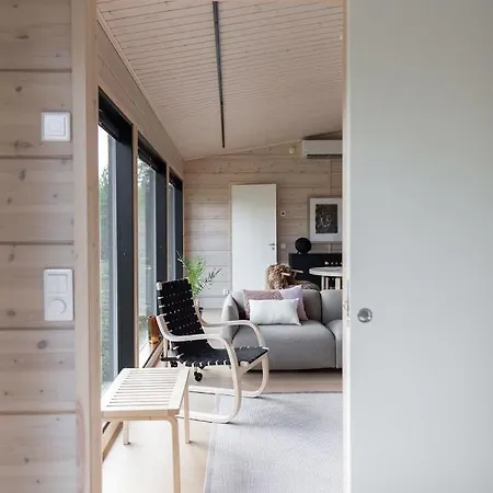 Hirsihuvila Letto, Pihasauna & Ulkoporeamme *